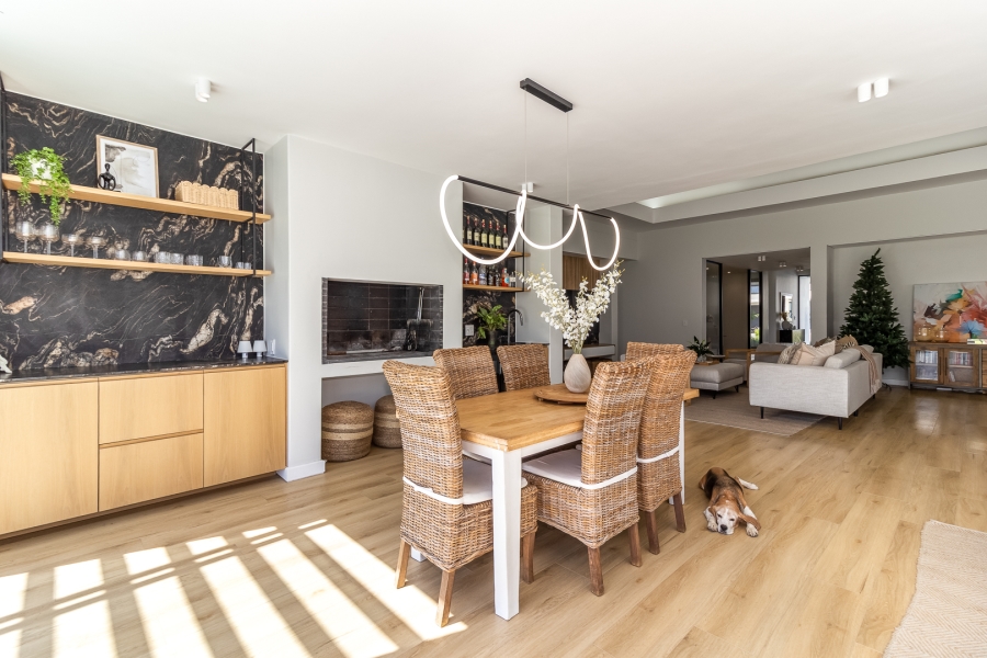 4 Bedroom Property for Sale in Pearl Valley at Val de Vie Western Cape